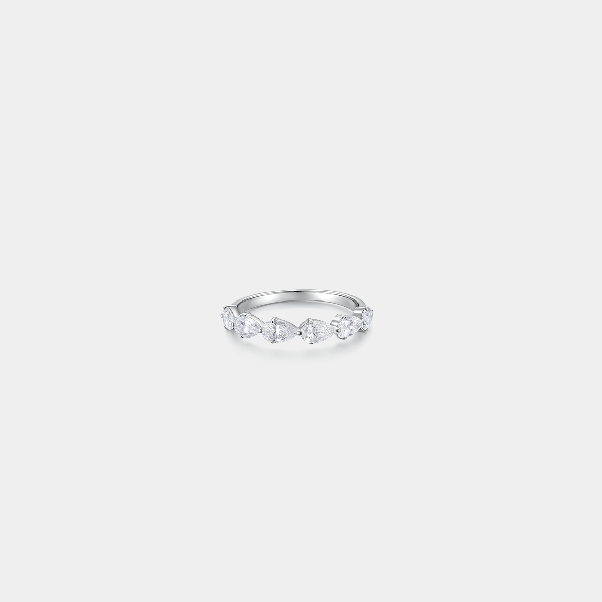 Alpha Series 07 Pear-Shaped Diamond Row Ring